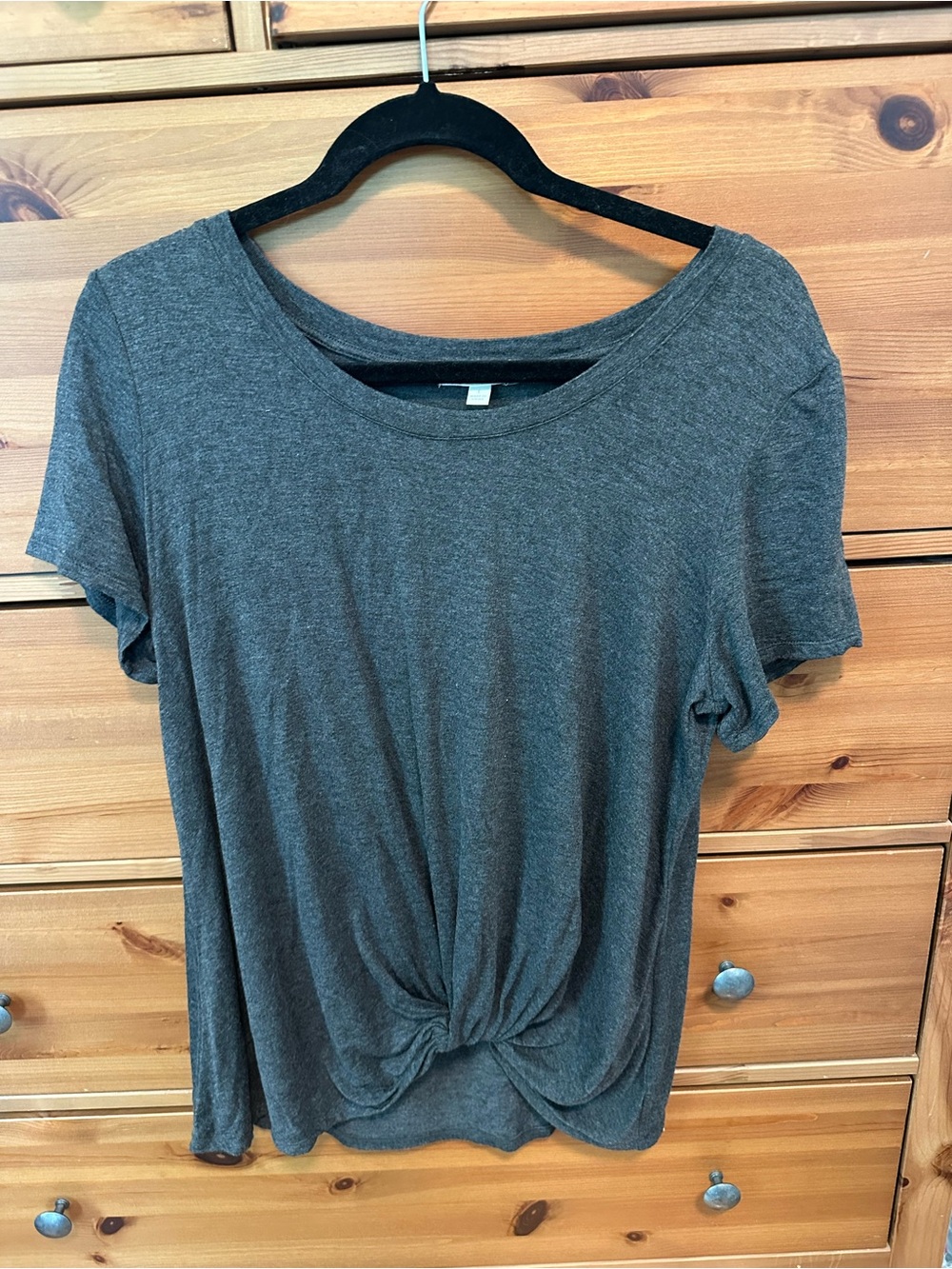 nine britton Charcoal Twist-Front Short Sleeve Tee